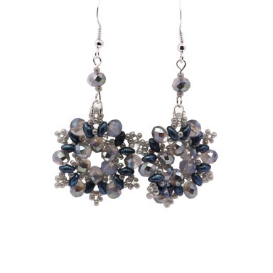 Handgemaakte Snowflake oorbellen verkrijgbaar bij www.jewlzbyjenny.nl