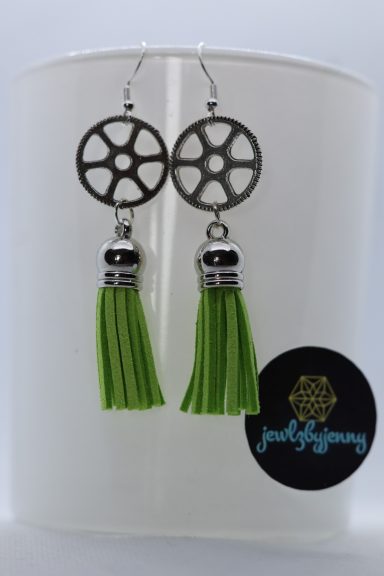 groen kwastje met radar onderdeel erboven